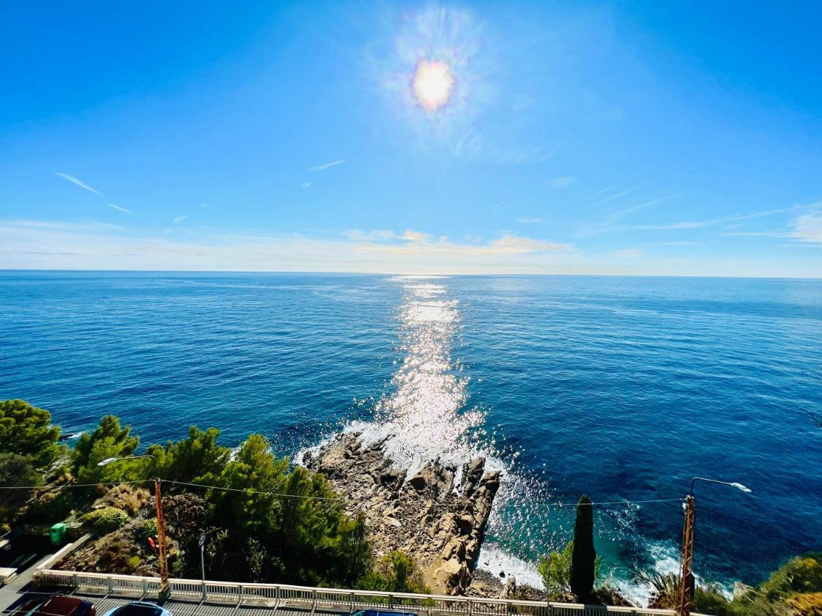 Suite Sunset 11 - Fronte Mare Сан Ремо Екстериор снимка