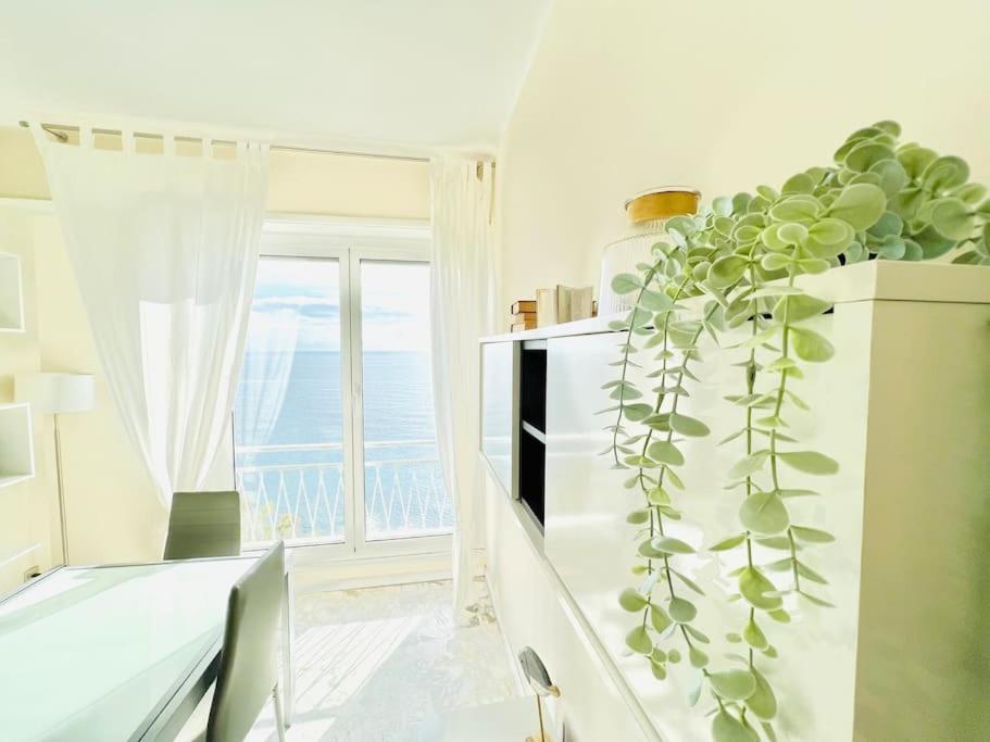 Suite Sunset 11 - Fronte Mare Сан Ремо Екстериор снимка